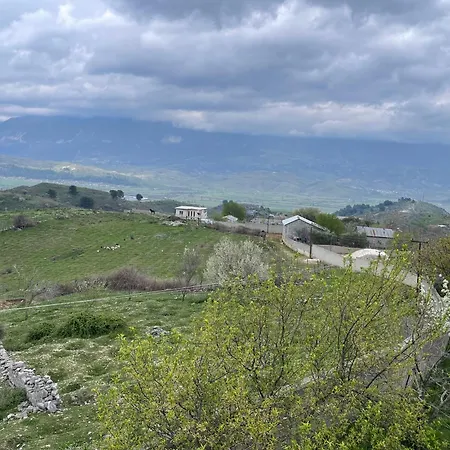 B Vila Αργυρόκαστρο