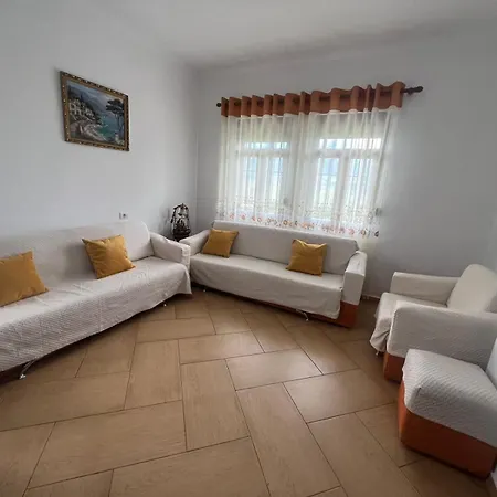 B Vila